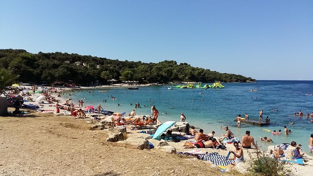 Apartment Anna Fažana Εξωτερικό φωτογραφία